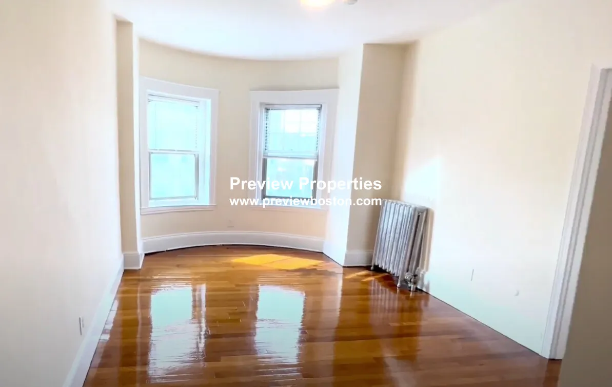 1315 Commonwealth Ave, Allston