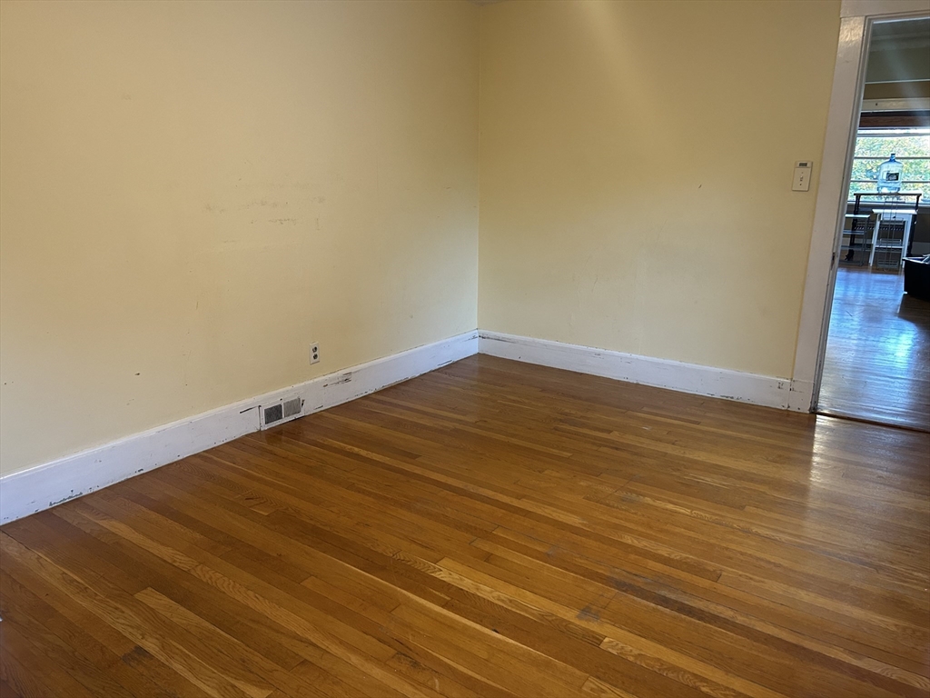 592 Highland Ave, Malden