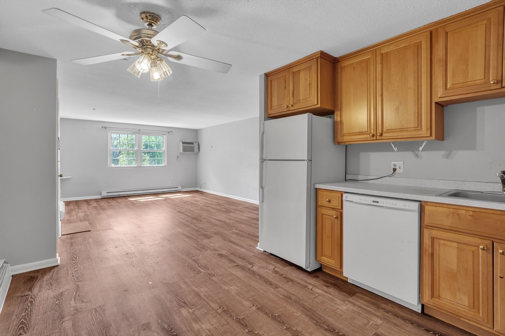 89 Pleasant St, Medfield