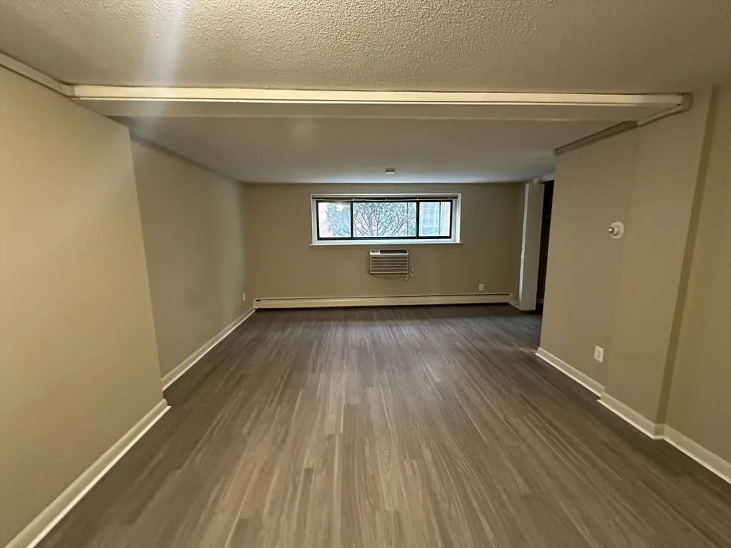 375 Harvard St, Mid-Cambridge