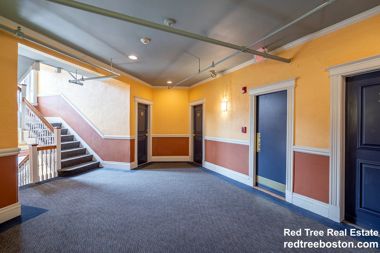 24 Queensberry St, Fenway