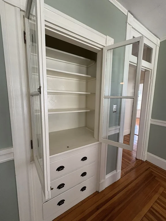 62 Ibbetson St, Davis Square