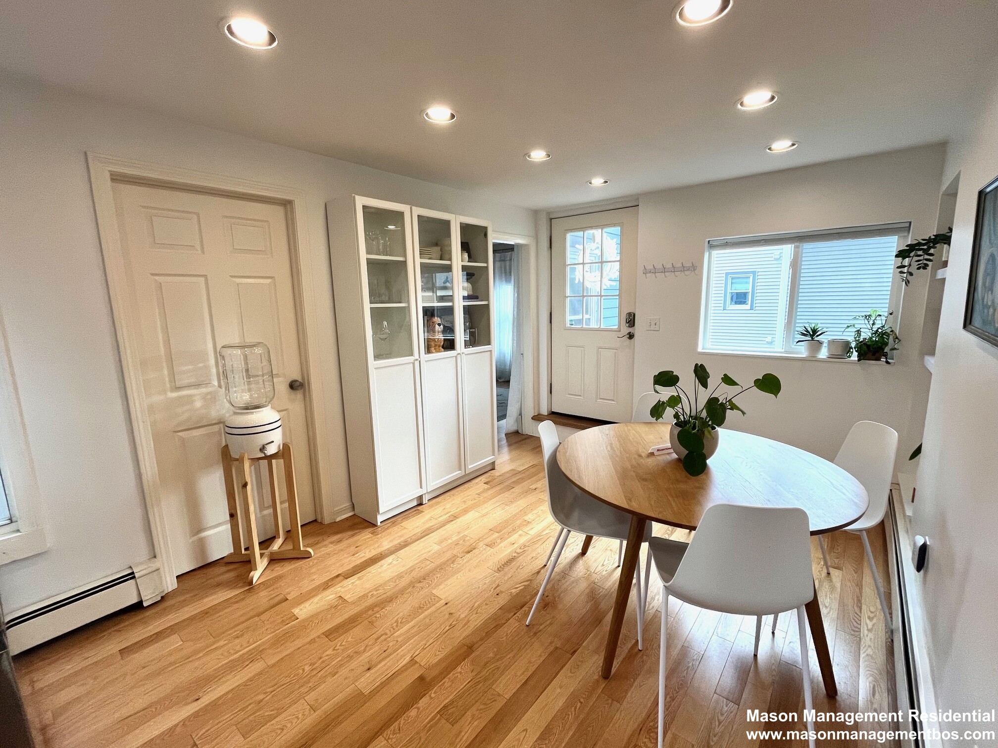 34 Everett Ave, East Somerville