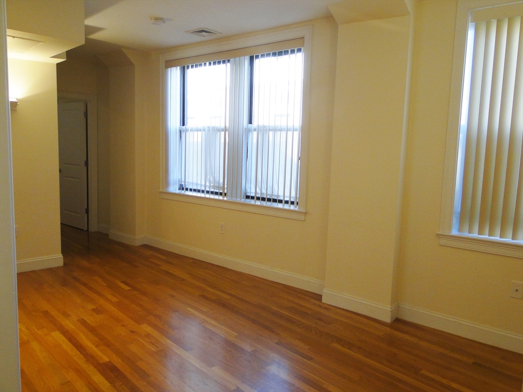 42 Beach St, Chinatown