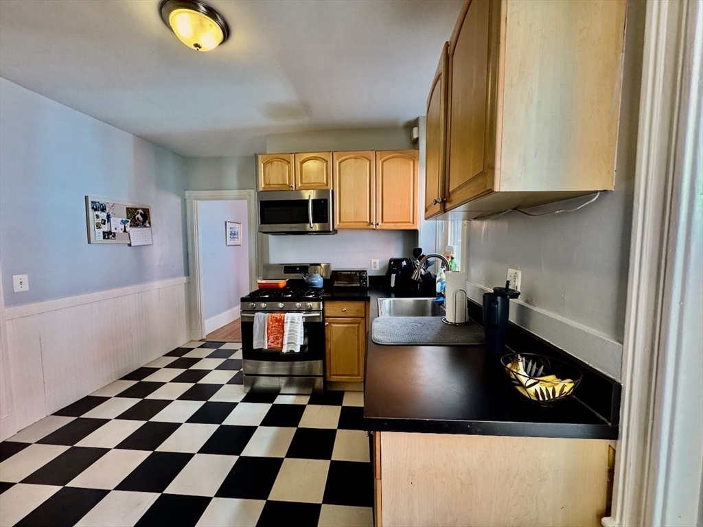 14 Dawes St, Dorchester