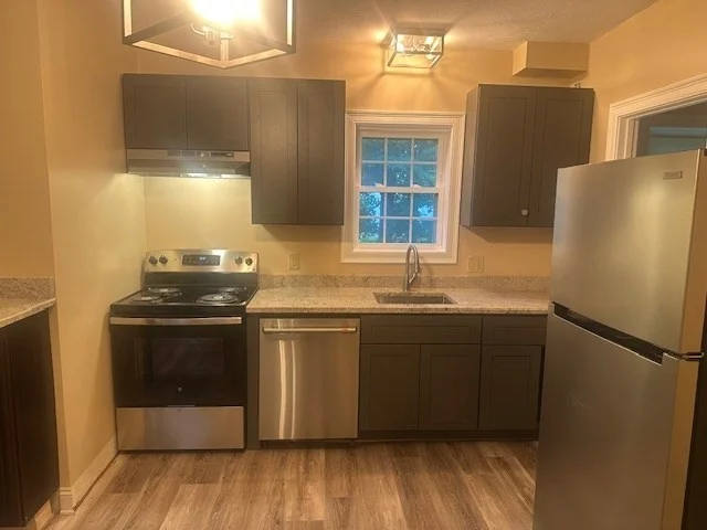 38 Reservoir, Holden