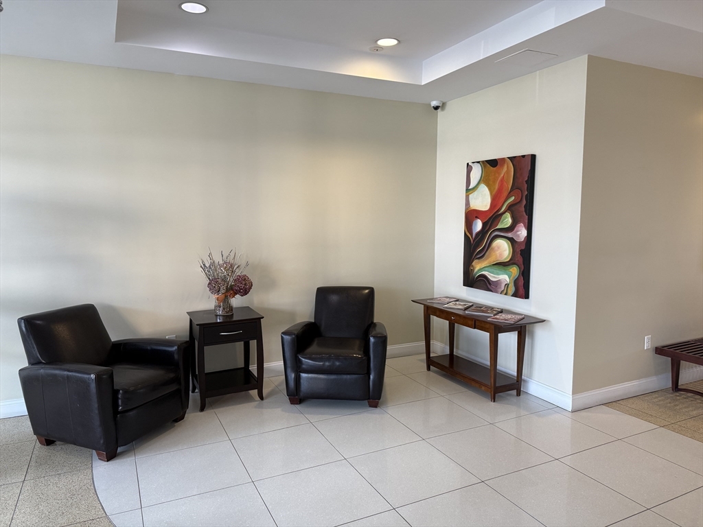 10 Ocean Ave, Revere Beach