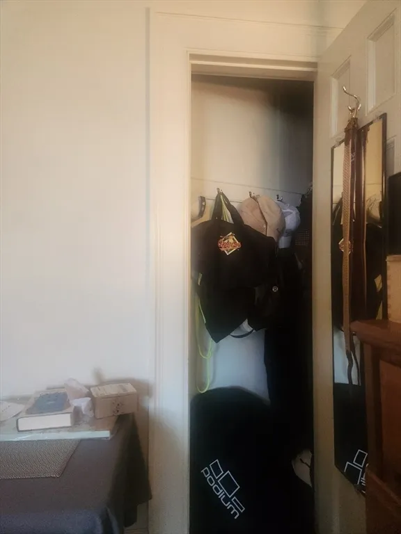 231 Commonwealth Ave, Back Bay