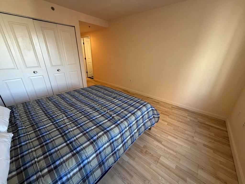 8 Museum Way, East Cambridge