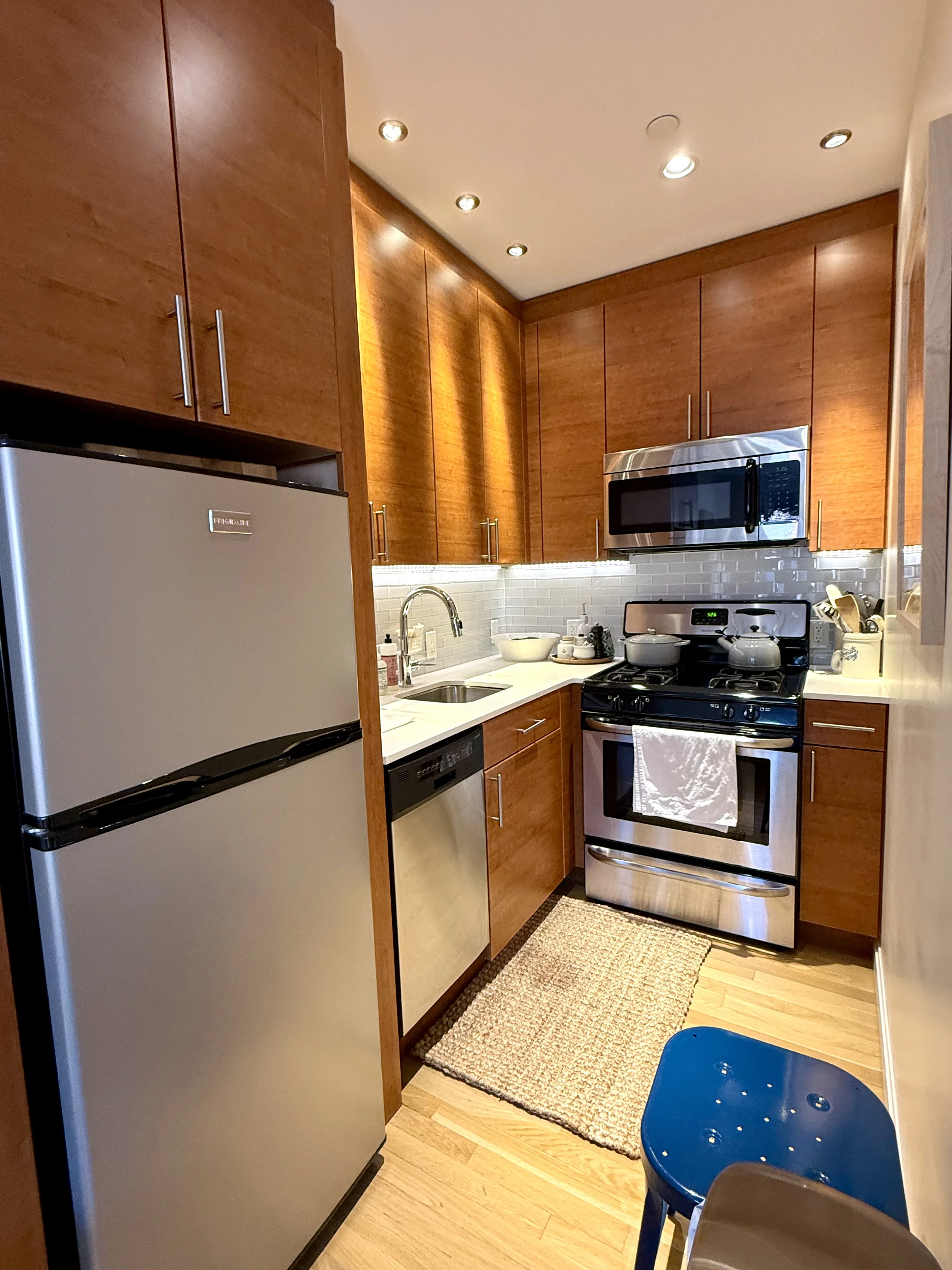 209 Newbury St, Back Bay