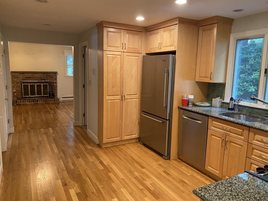 8 Cefalo Rd, Needham