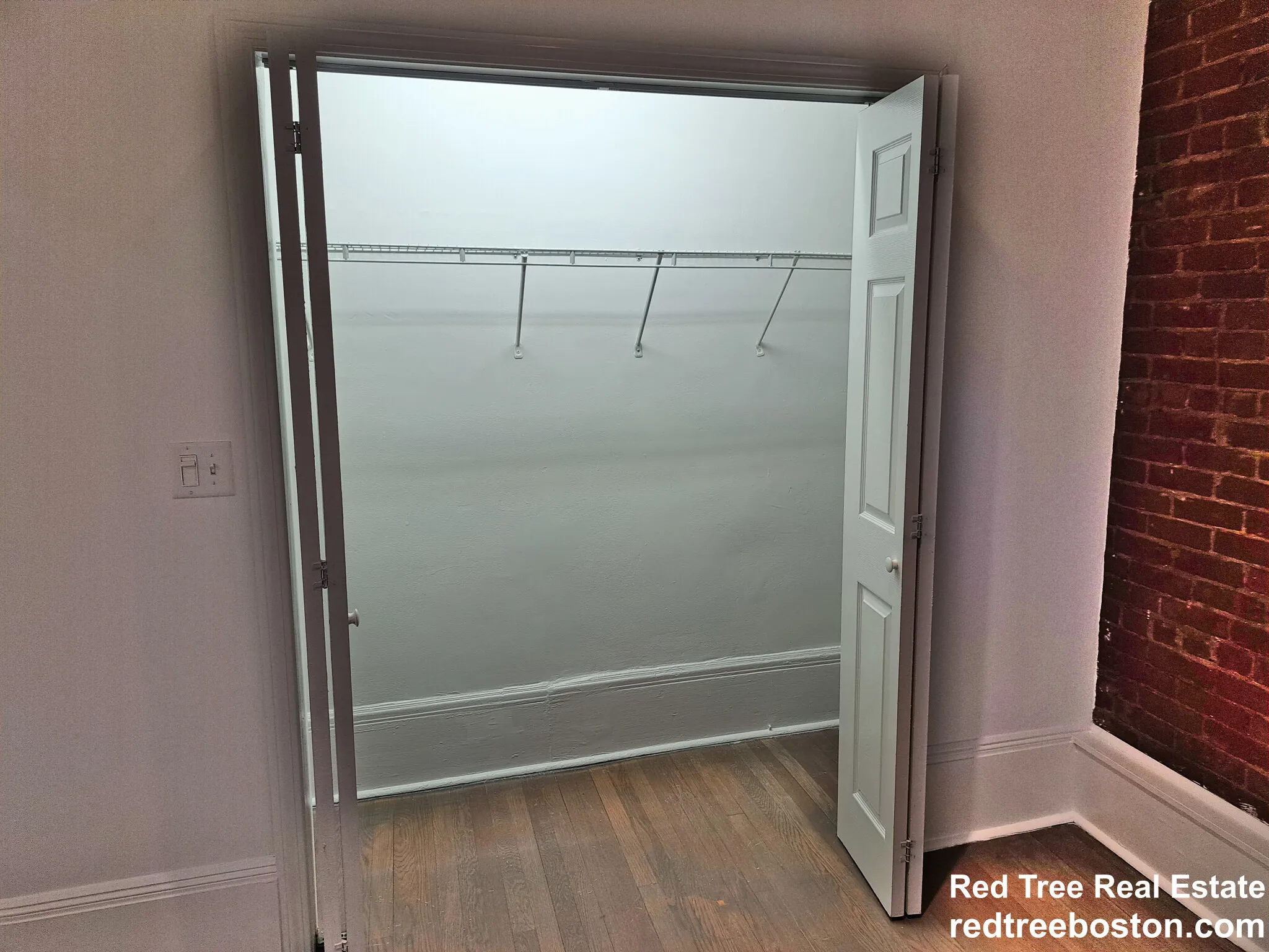 1404 Beacon St, Corey Hill