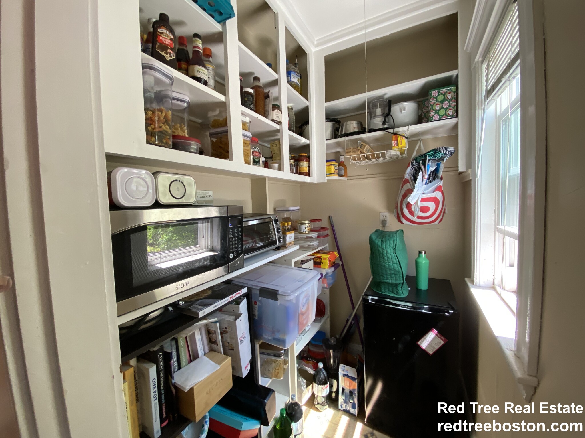 12 Saint Peter St, Jamaica Plain