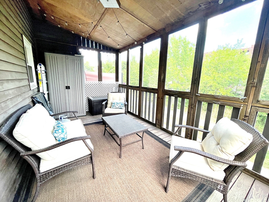 23 Bremen St, East Boston