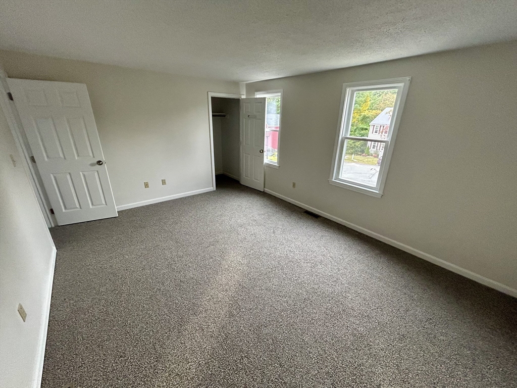 47 Wyman Rd, Collinsville