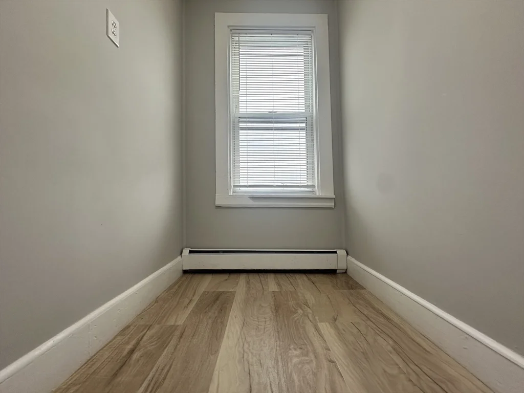 159 East Central St, Franklin