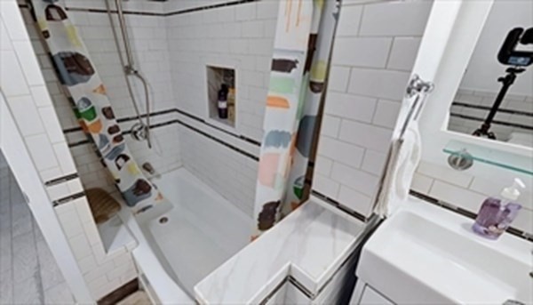 338 Western Ave, Riverside