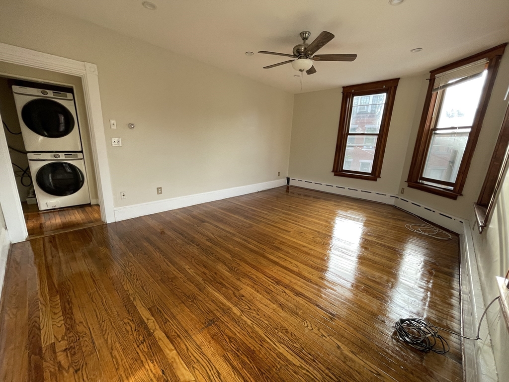 338 K St, South Boston