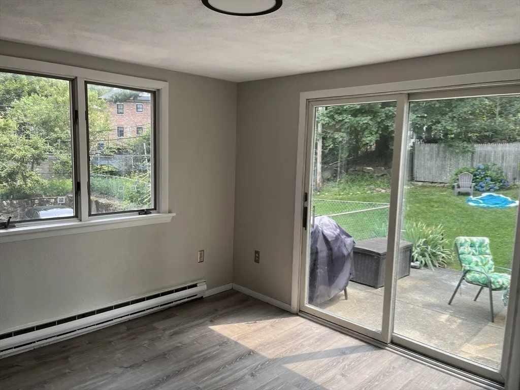 744 Boylston St, Back Bay