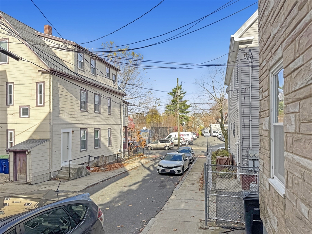 6 Albion Ter, Powder House Square