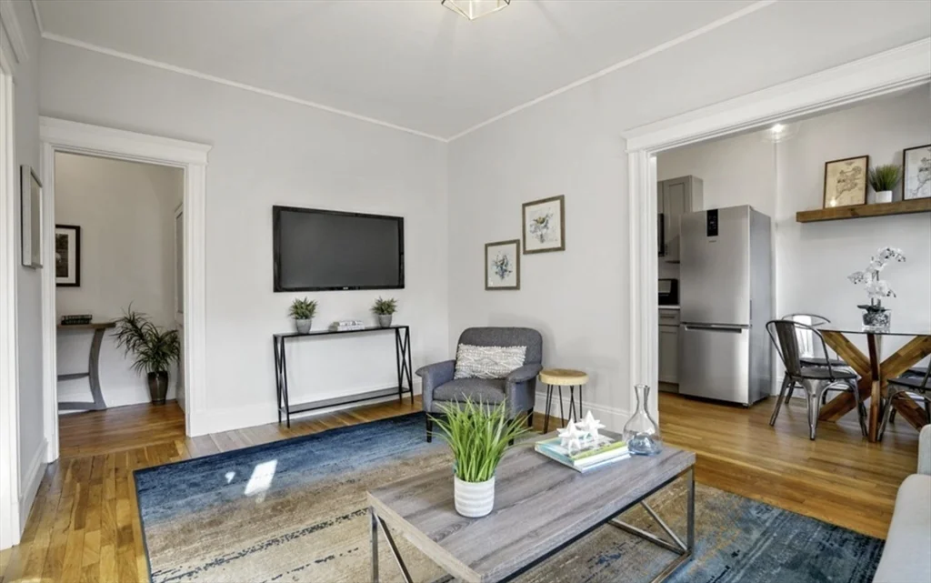 5 Crawford St, Central Square