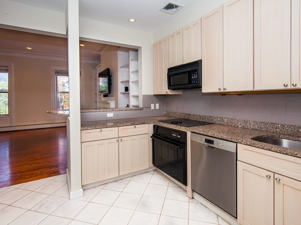 103 Beacon St, Back Bay