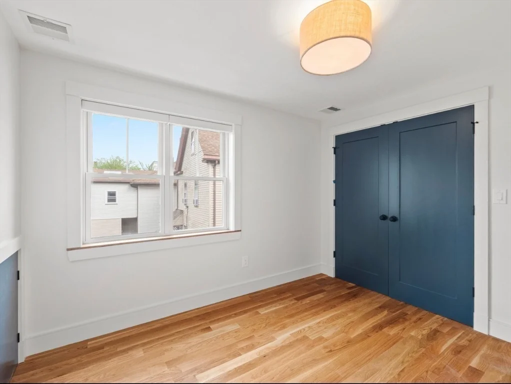 85 Morton Ave, Medford