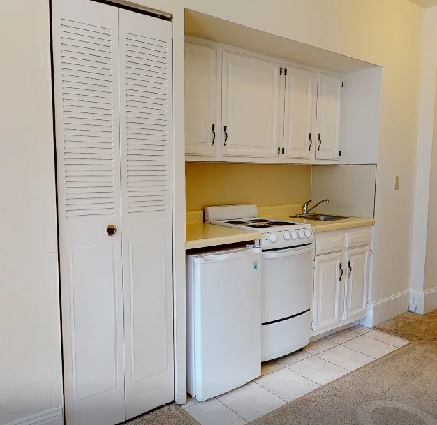 1223 Beacon St, Brookline