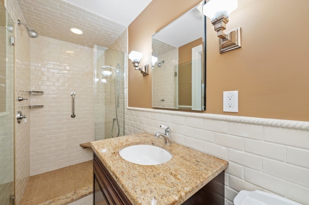 290 Commonwealth Ave, Back Bay