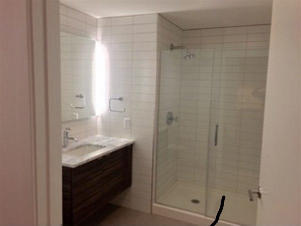 80 Fenwood, Longwood