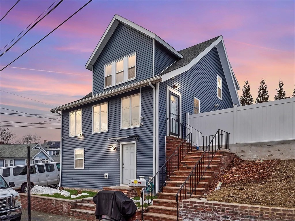 15 Washington Ave, Revere