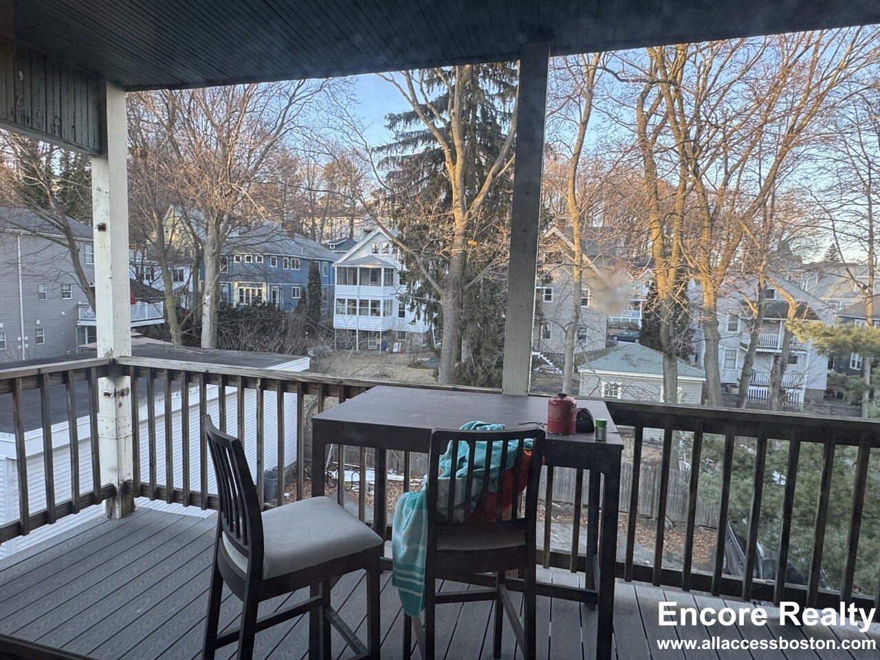 331 Faneuil St, Oak Square