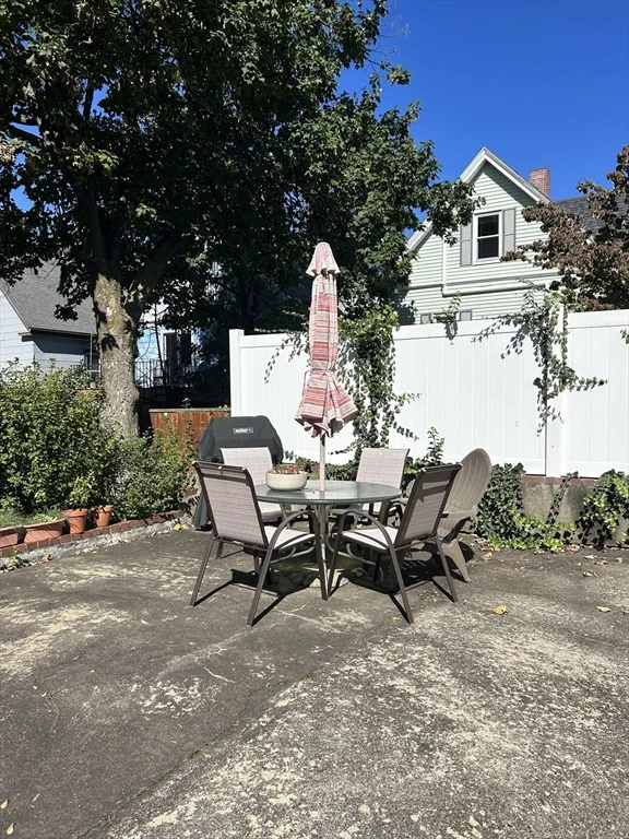 79 Hudson, Powder House Square