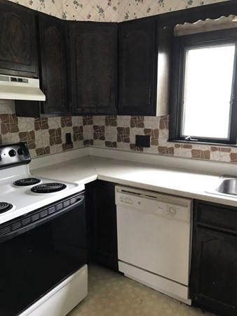 3 Goldsmith Ave, Medford