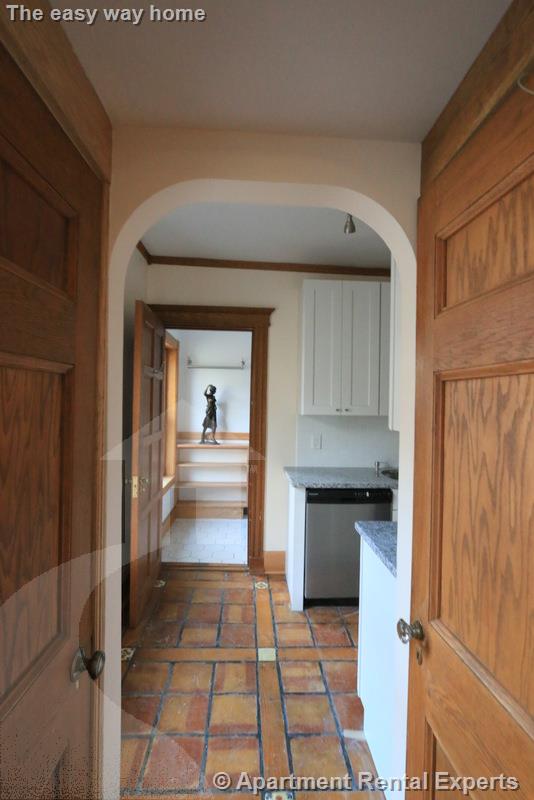 900 Massachusetts Ave, Central Square