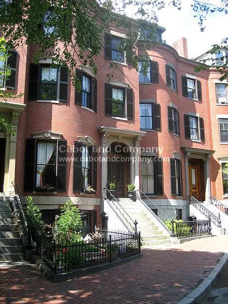 33 Hanson St, South End