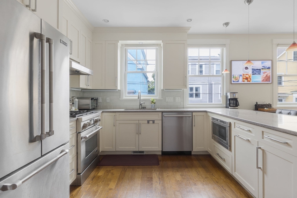 7 Ballord Pl, Riverside