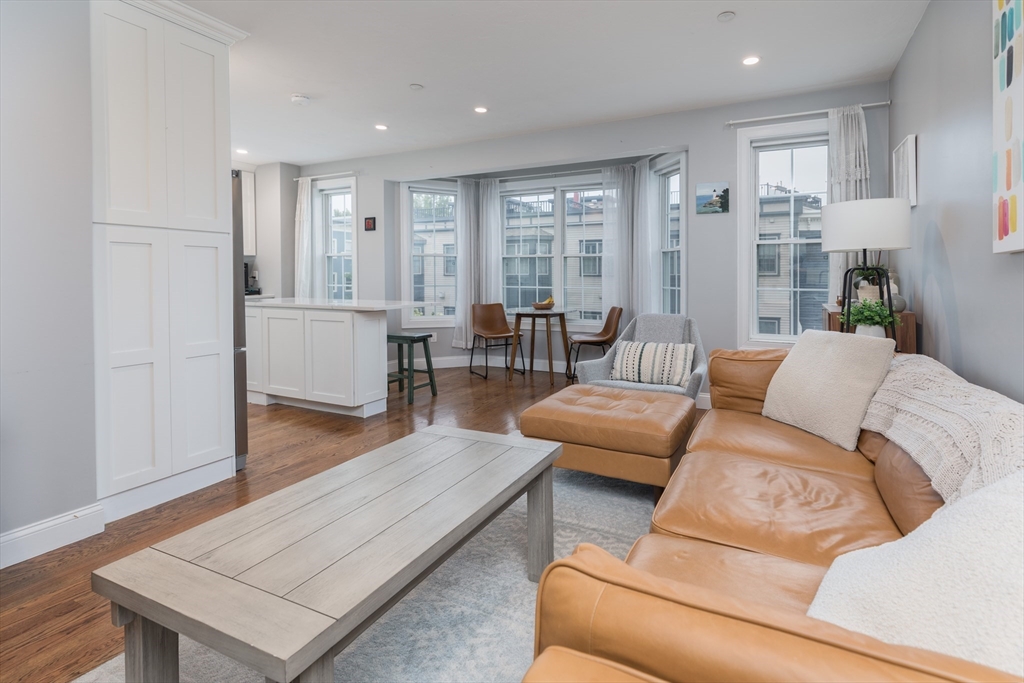 194 K St, South Boston