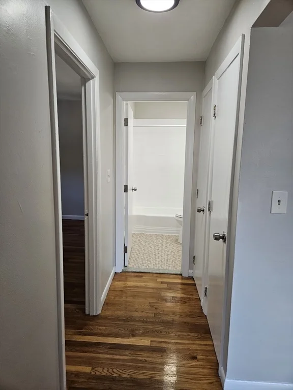 572 Cummins Highway, Mattapan