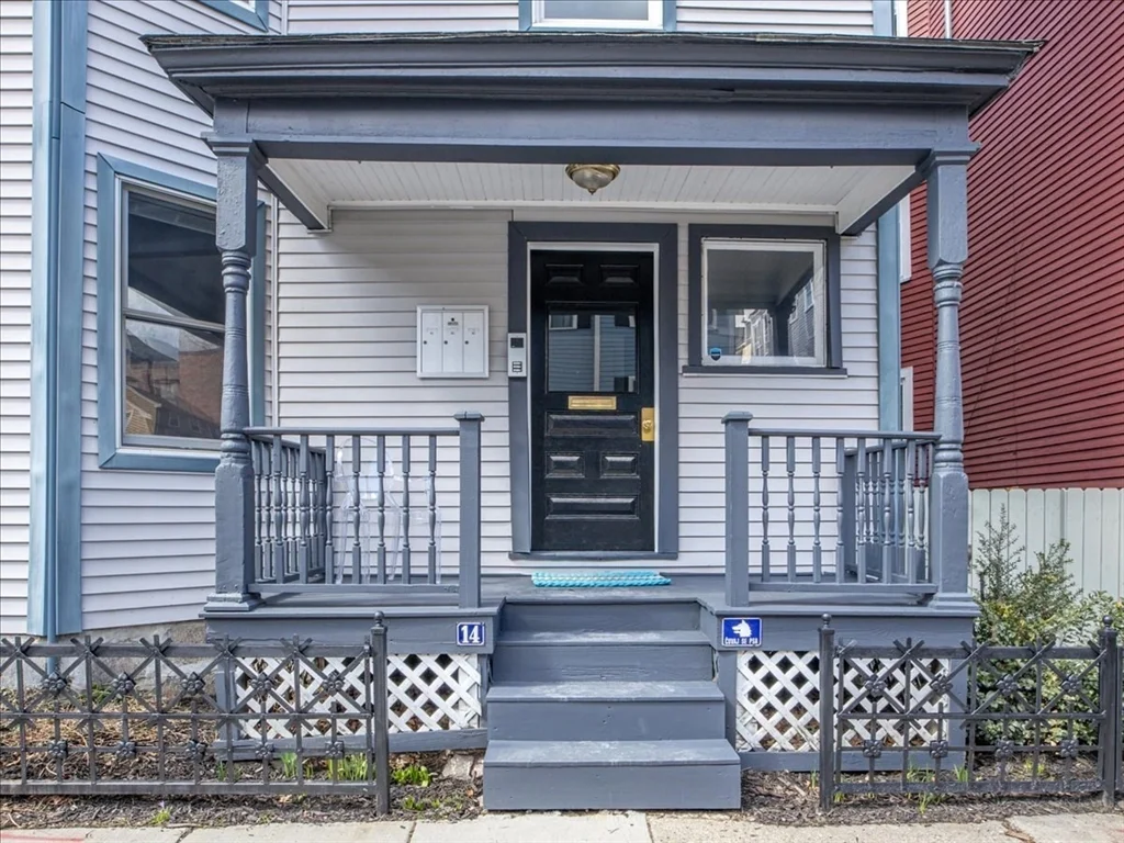 14 Haverford St, Jamaica Plain
