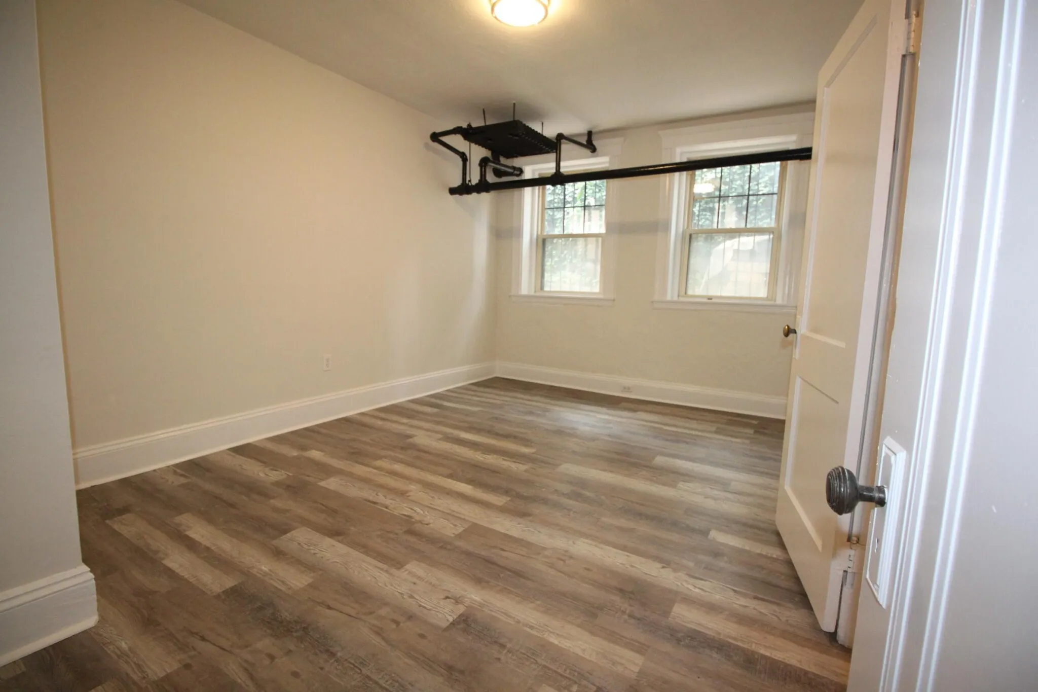 3 Crawford St, Mid-Cambridge