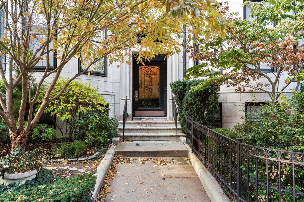 486 Beacon St, Back Bay