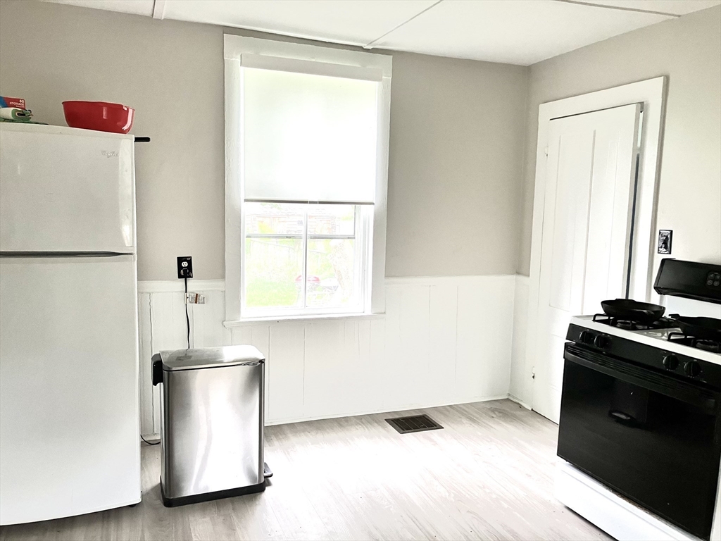 45 North Federal, West Lynn