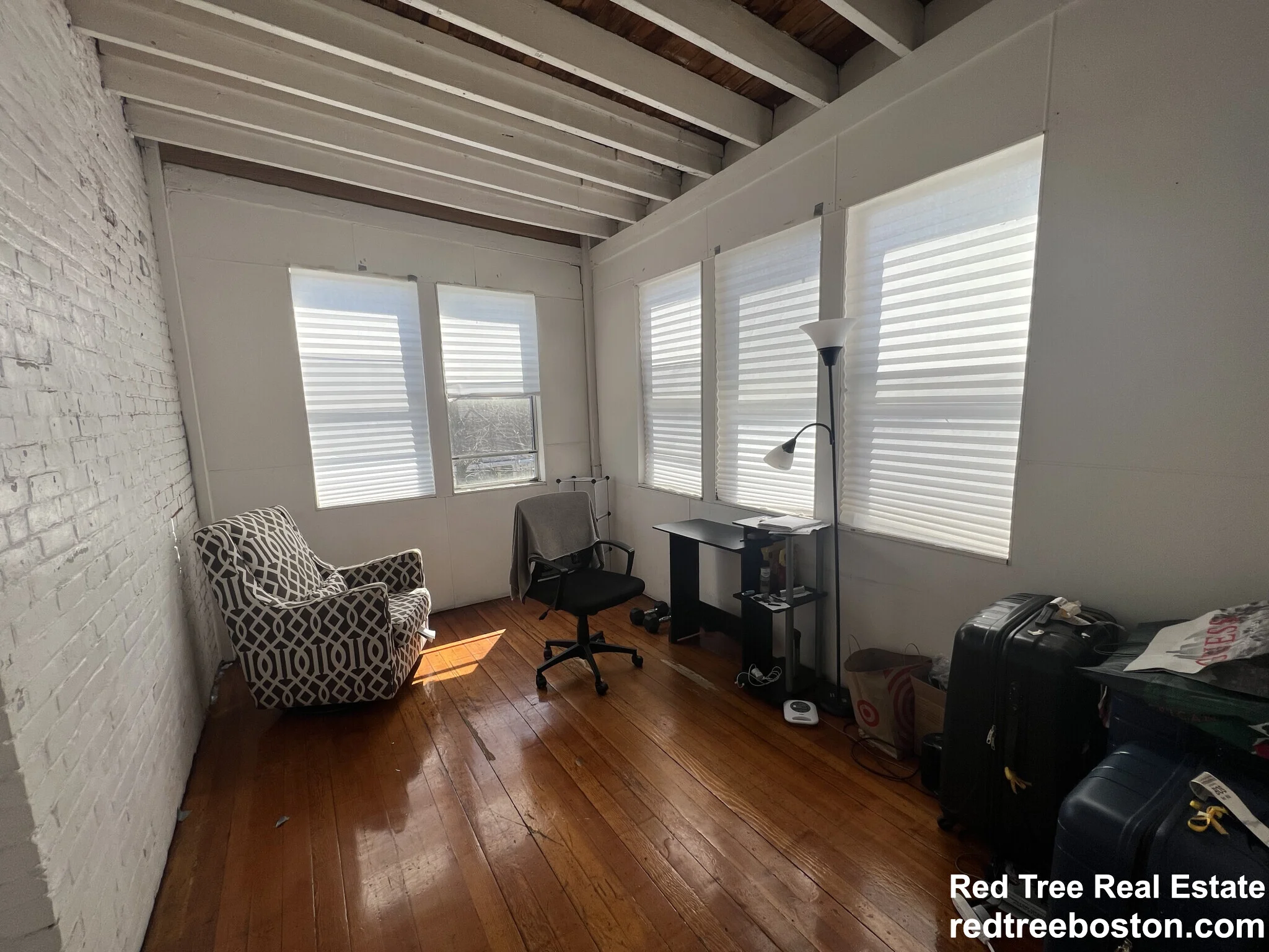 1905 Beacon St, Brookline