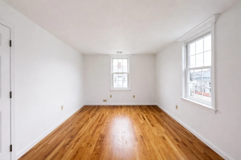 78 Dalby St, Nonantum