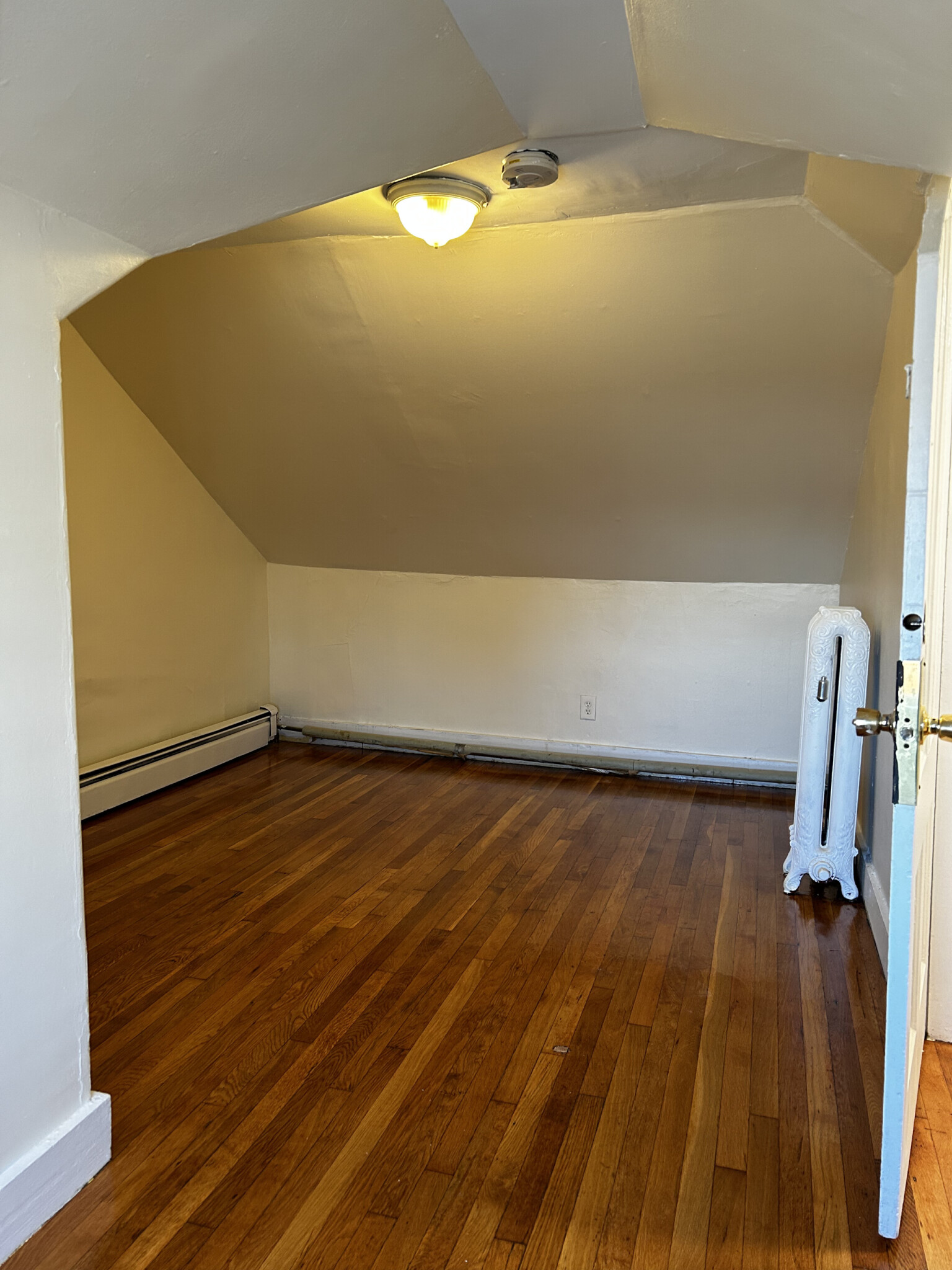 6 Dudley St, North Cambridge