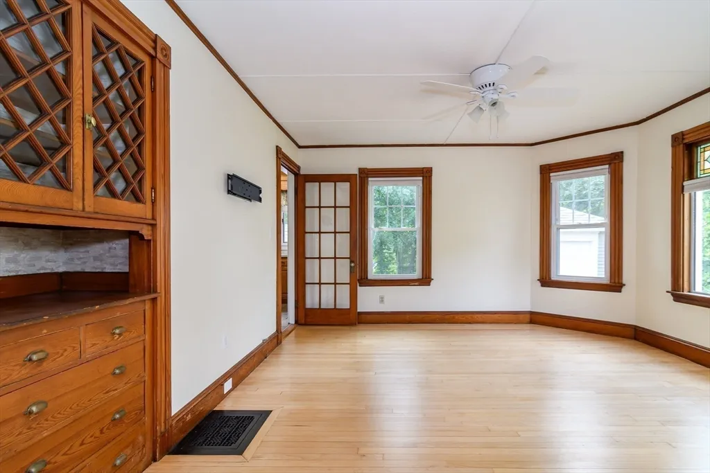 103 North Ave, Natick