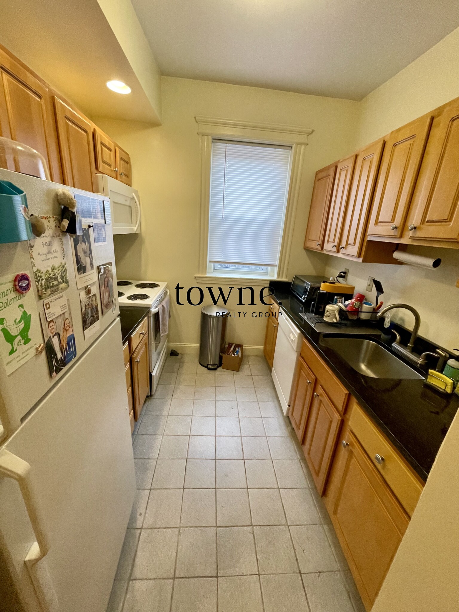 106 Queensberry St, Fenway