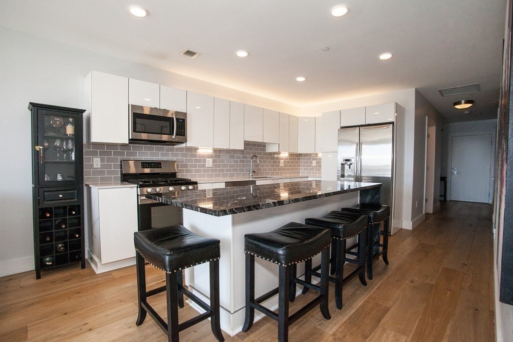 250 Meridian St, East Boston