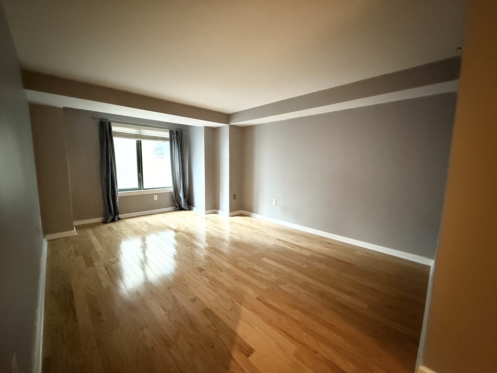 165 Tremont St, Midtown